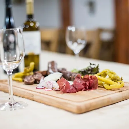 Florianov Dvor 招待所 Rapovce