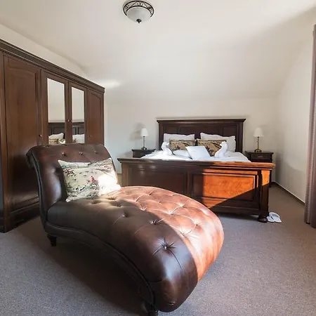 Florianov Dvor 招待所 *