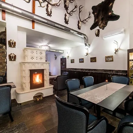 Floriánov Dvor * Rapovce