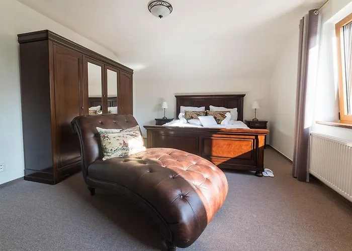 Florianov Dvor Penzion *